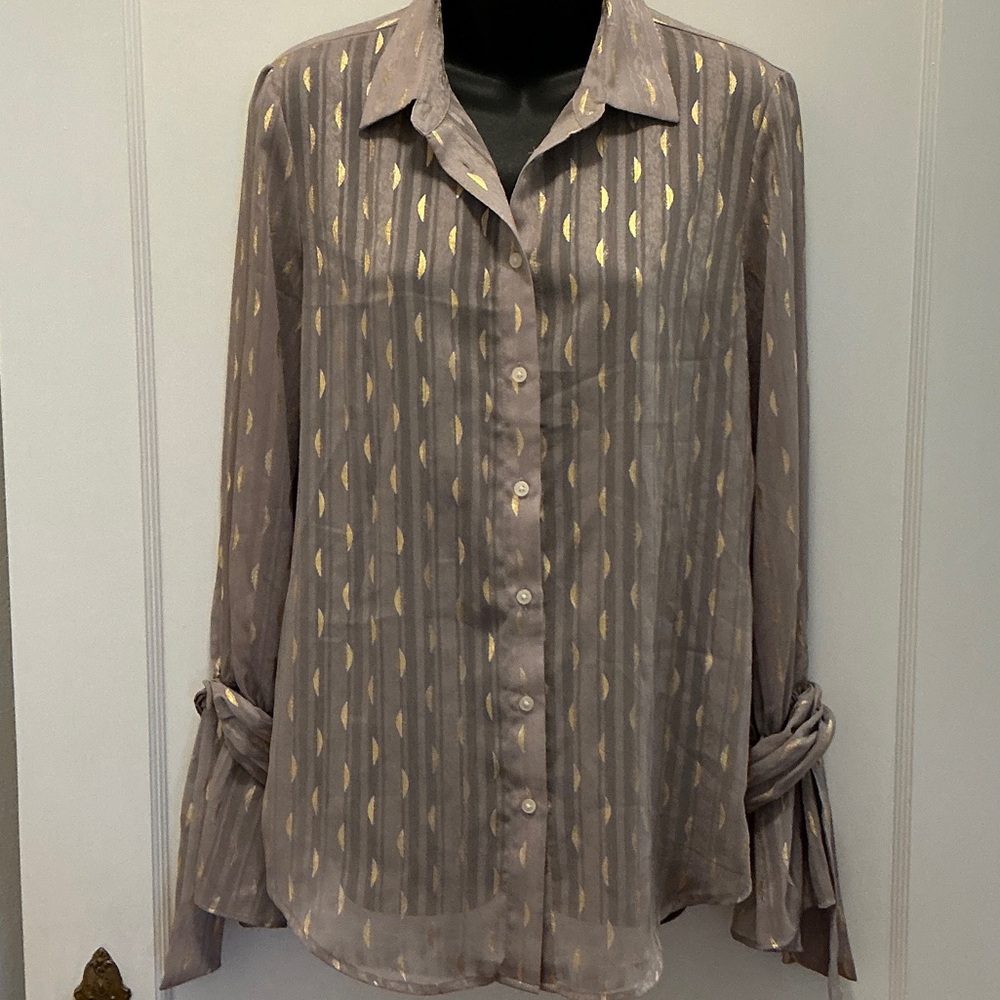 Banana Republic blouse with unique cuff details and gold foil print.